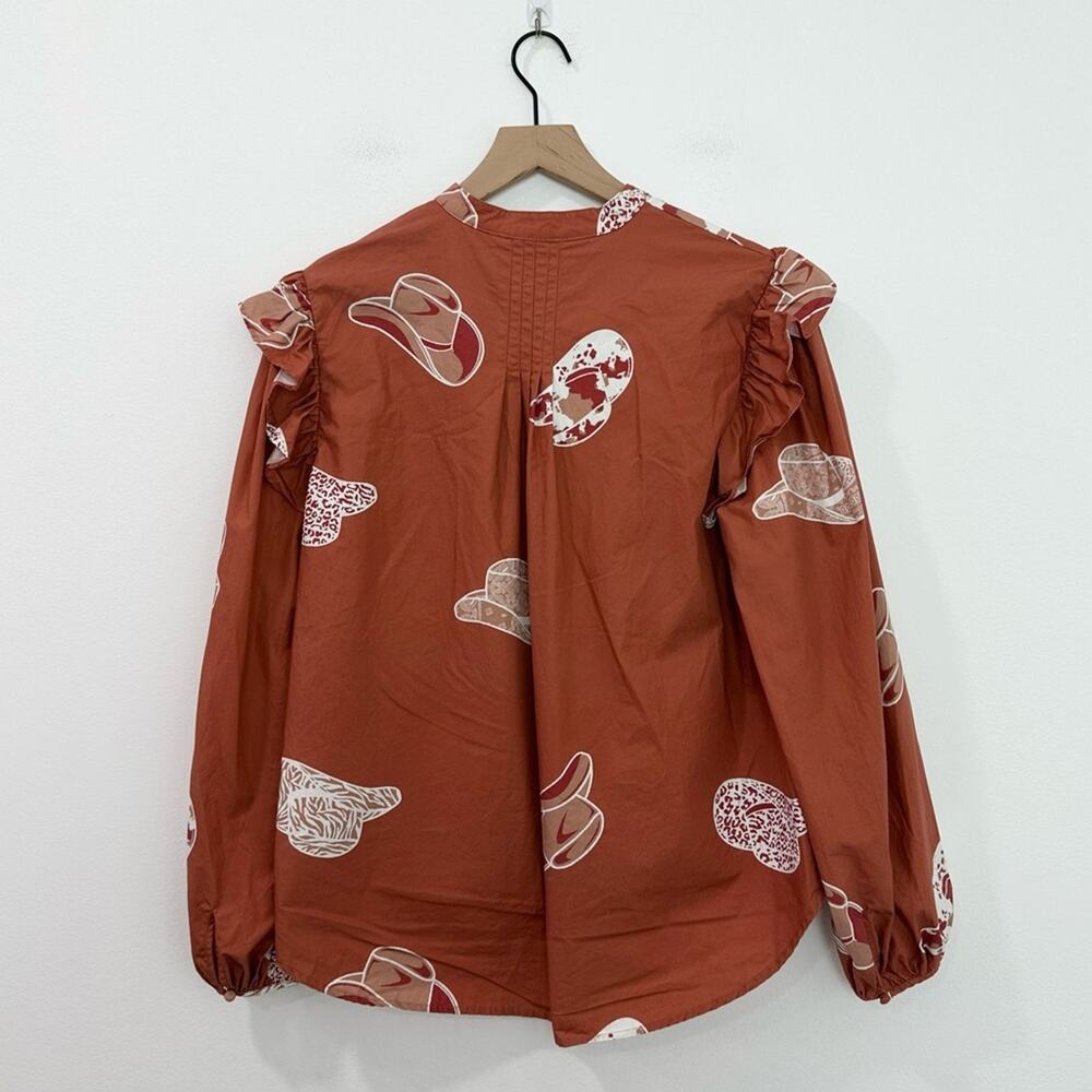 Fantastic Fawn Poplin Blouse Cowboy Hat Print Ruffle Size Medium - Picture 4 of 8